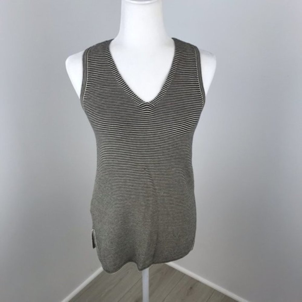 Loft Striped Sleeveless V-Neck Top Size XS NWT